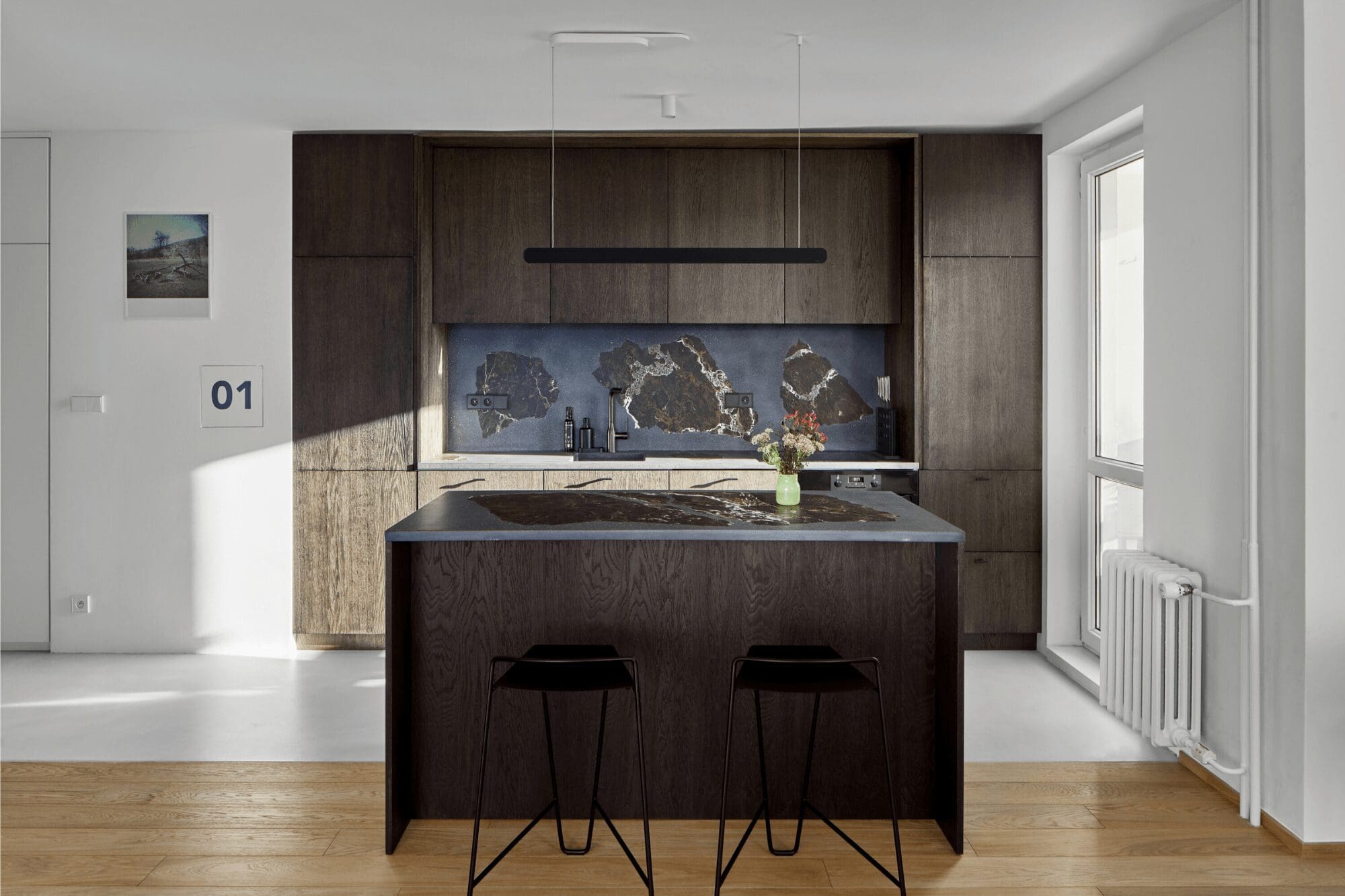 La cocina es una pieza de arte en este apartamento