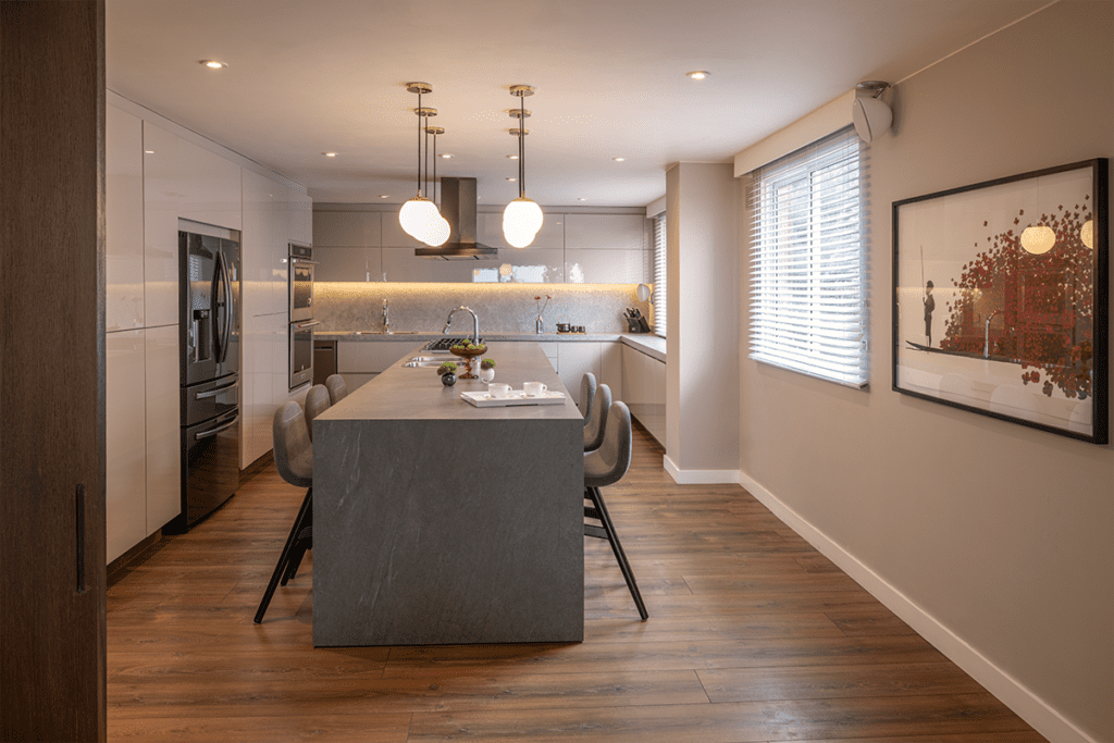 ‘el mayor reto de remodelar este apartamento fue su tamaño’: tres pisos y 750 m2