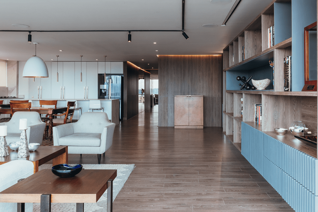 Un apartamento en los cerros orientales con una arquitectura dispuesta a la serenidad 