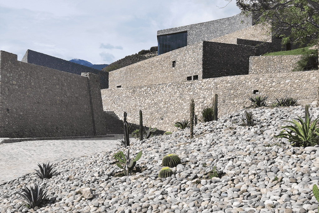 La arquitectura de esta bodega une a las personas con la naturaleza
