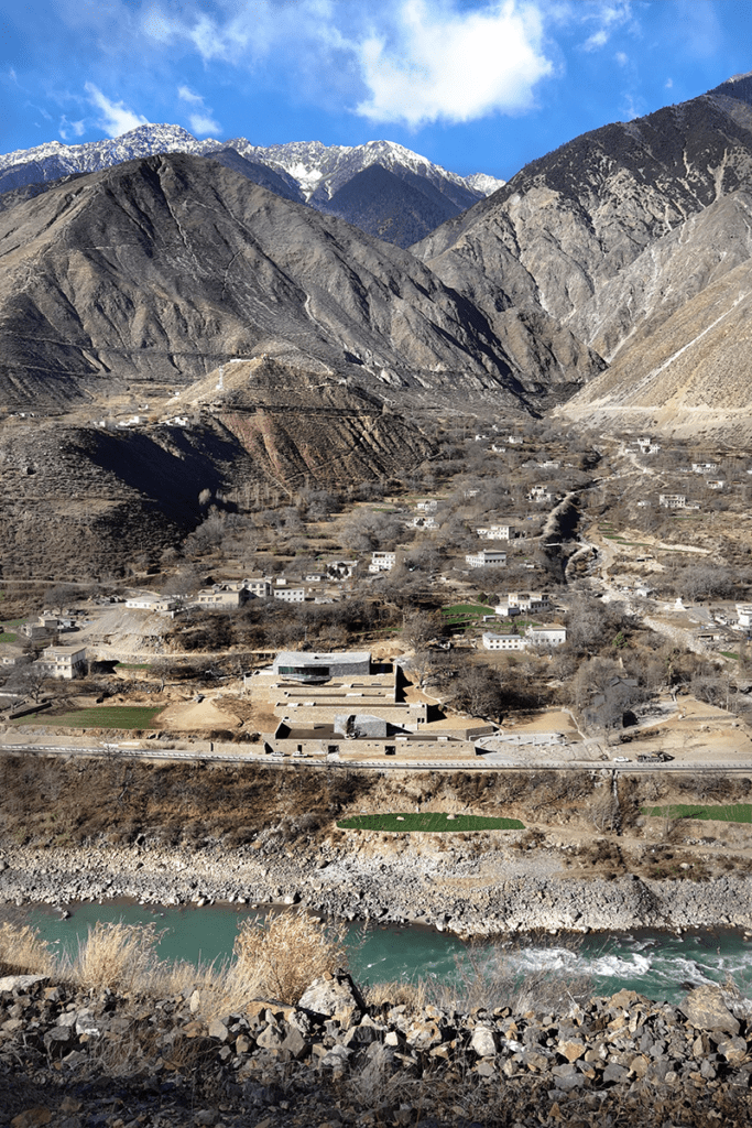 La arquitectura de esta bodega une a las personas con la naturaleza