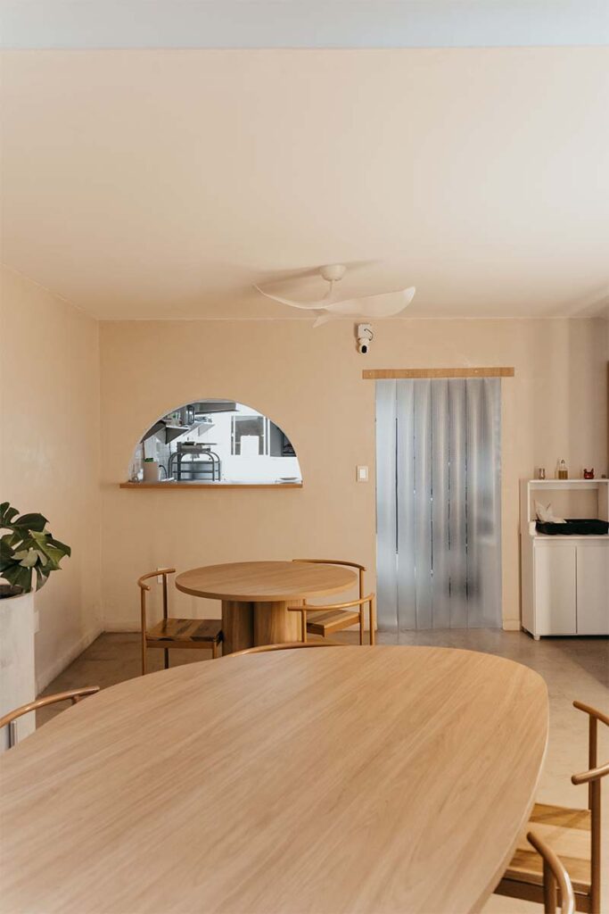 Un café en Bucaramanga que apuesta por la permanencia y la honestidad material 5 Cafe Nola Bucaramanga Baral Studio 3 Un café en Bucaramanga que apuesta por la permanencia y la honestidad material