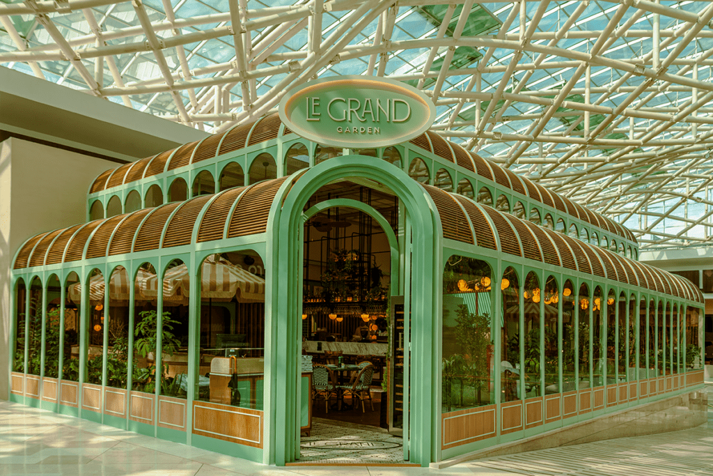 Un café en bogotá inspirado en parís y la revolución industrial