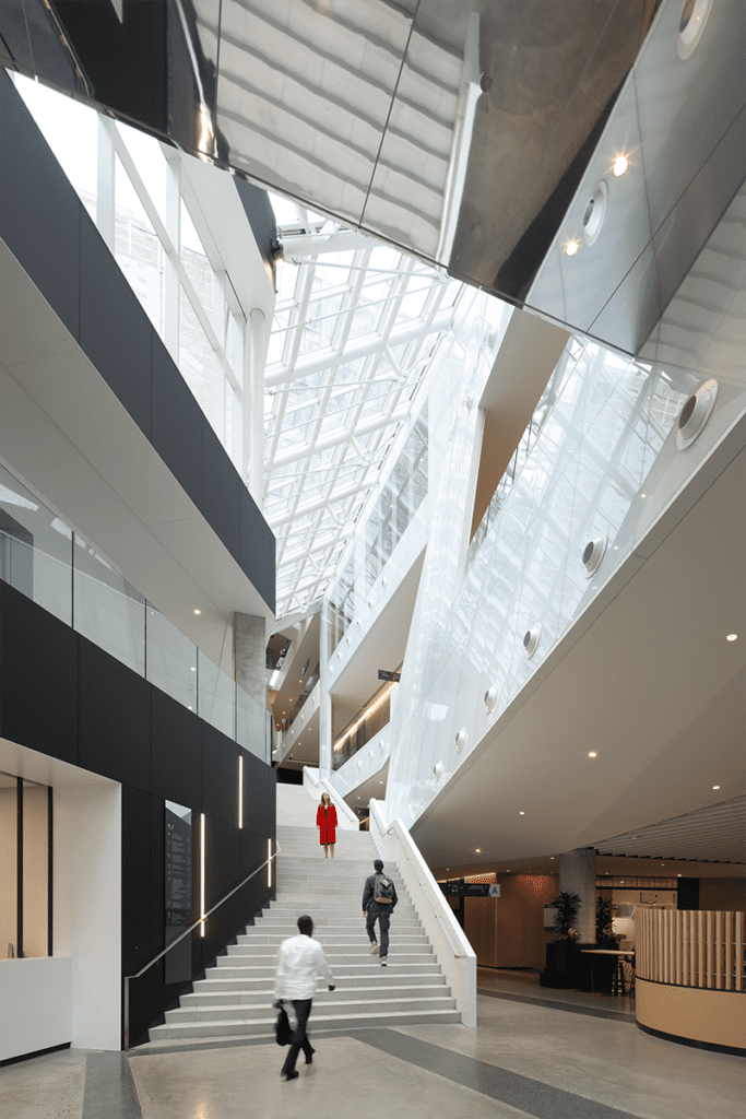 La arquitectura del mañana: un campus en canadá hecho en vidrio