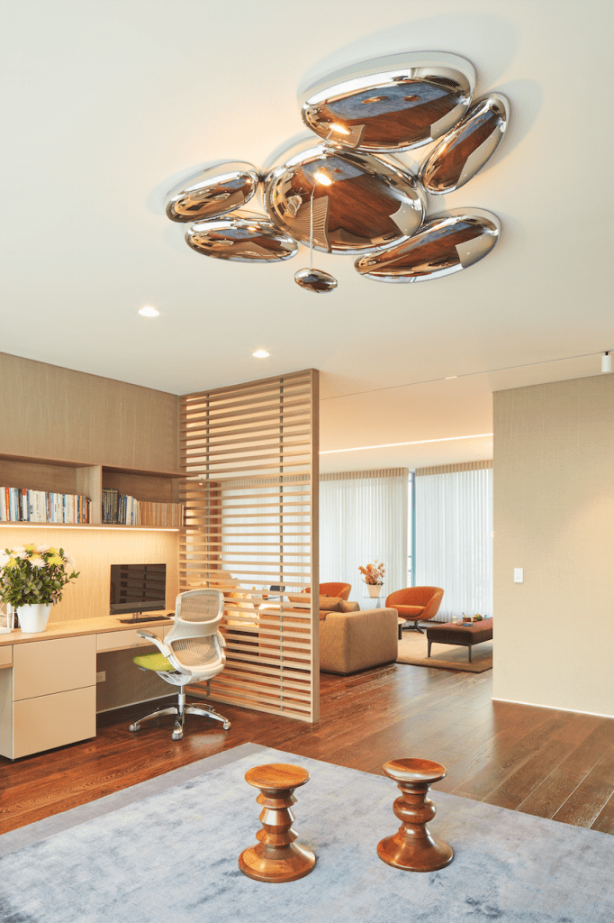 Un acogedor apartamento bogotano que se integra con el entorno diseñado por david restrepo