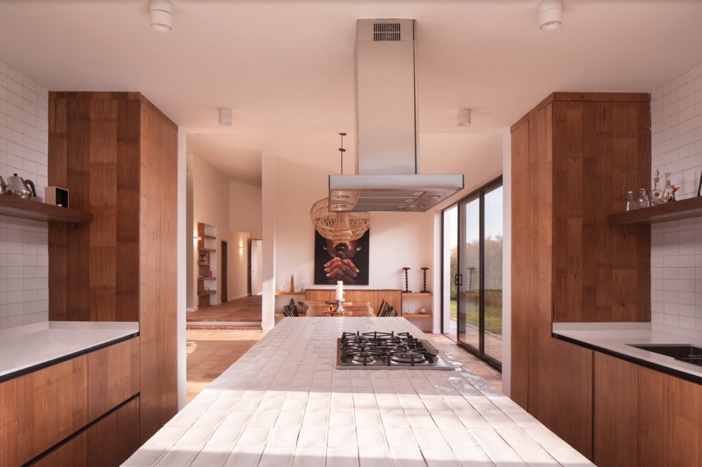 La restauración de una casa en pereira que se mezcla con la arquitectura tradicional española La restauración de una casa en pereira que se mezcla con la arquitectura tradicional española