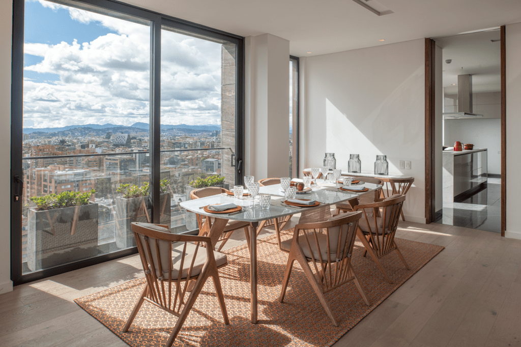 Los pisos de madera tienen el poder de transformar y darle vida al hogar