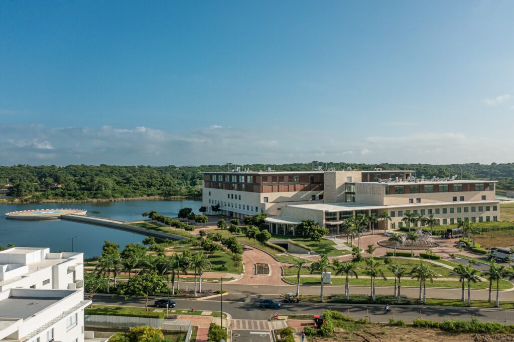 Centro hospitalario serena del mar, un lugar amable e inspirador, diseñado para ayudar a sanar a las personas
