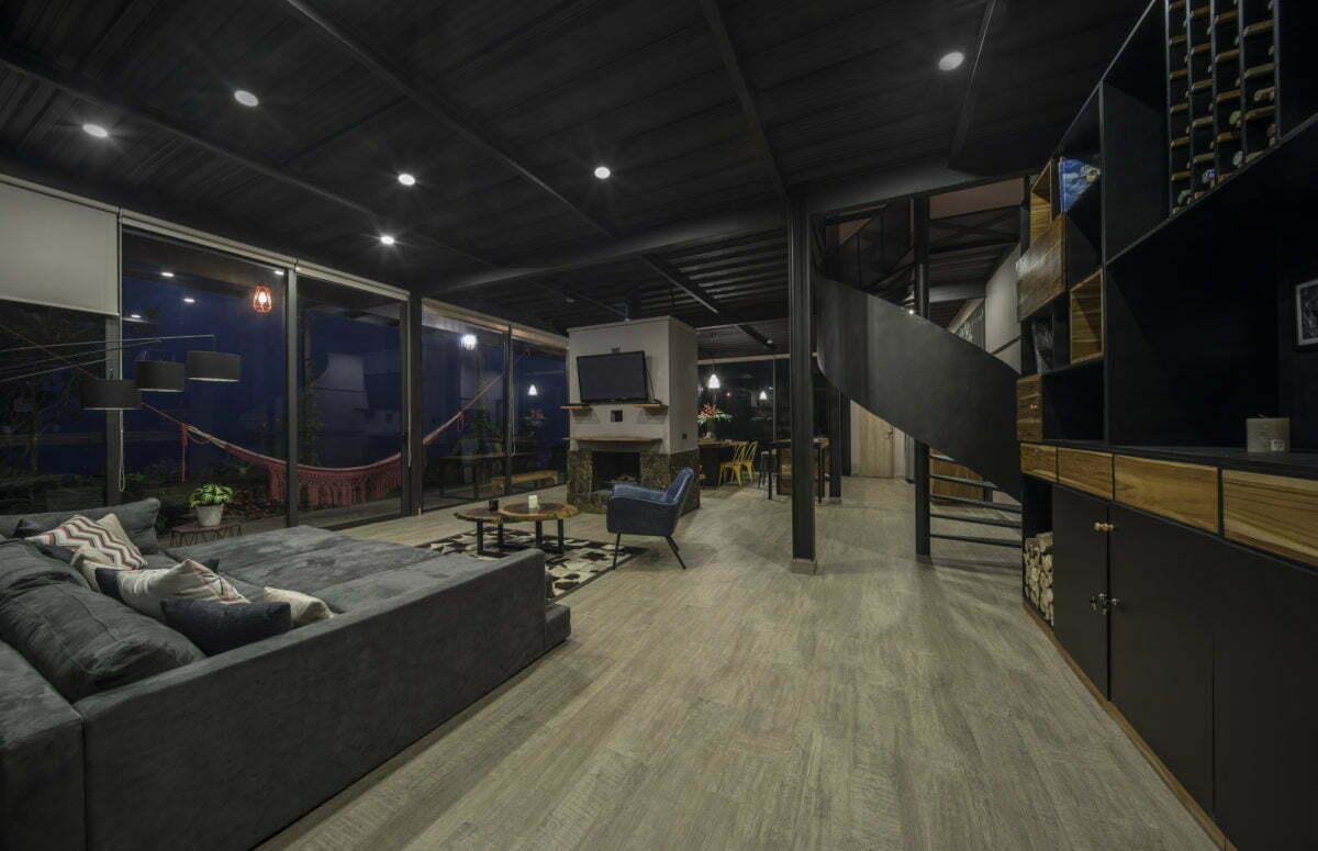 El color negro se impone más que nunca esta temporada en la arquitectura El color negro se impone más que nunca esta temporada en la arquitectura