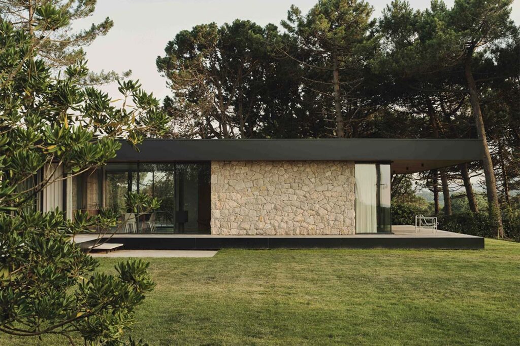 Esta casa parece vieja, pero es nueva: arquitectura que respeta la tradición Esta casa parece vieja, pero es nueva: arquitectura que respeta la tradición