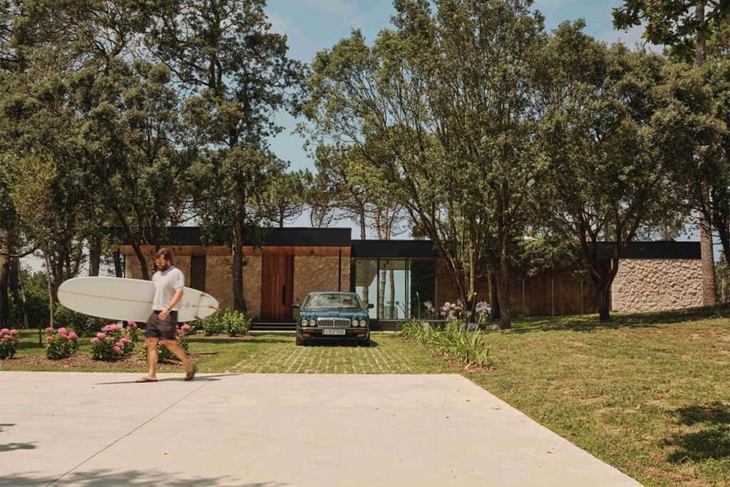 Esta casa parece vieja, pero es nueva: arquitectura que respeta la tradición Esta casa parece vieja, pero es nueva: arquitectura que respeta la tradición