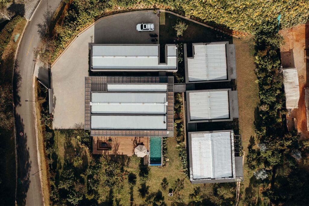 Casa Antioquia Andres Uribe Mesa 2 La quietud del paisaje se posa en esta casa antioqueña
