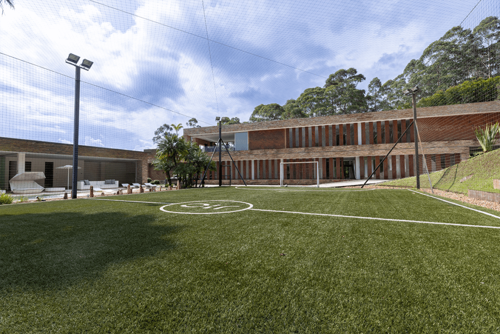 Así es la casa que james rodríguez está vendiendo en envigado