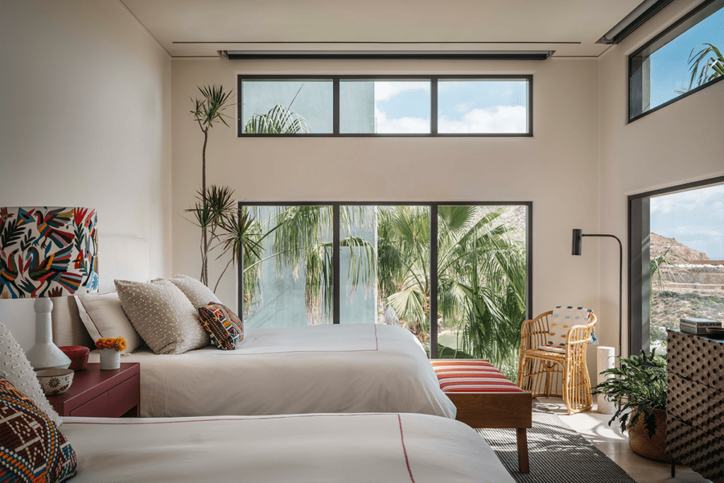 En méxico, esta casa tiene una arquitectura que invita a vivir ‘descalzo y bajo el sol’