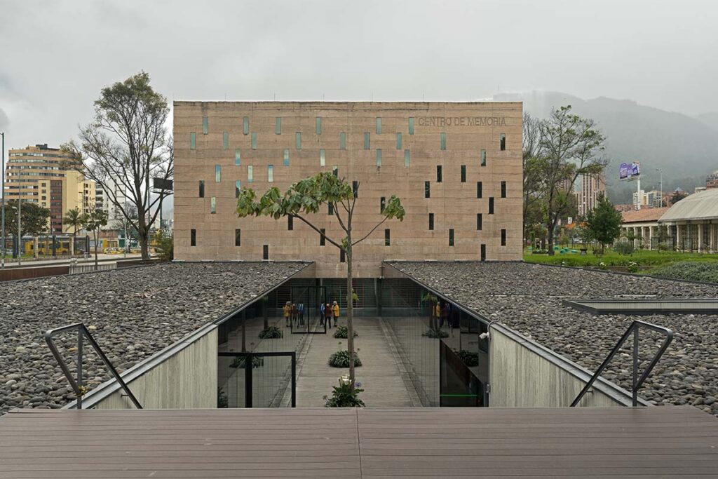 La historia de la creación del centro de memoria, paz y reconciliación de bogotá