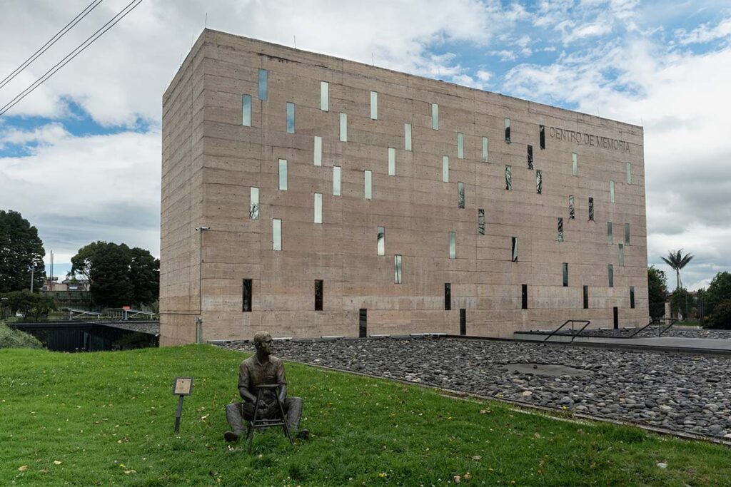 La historia de la creación del centro de memoria, paz y reconciliación de bogotá
