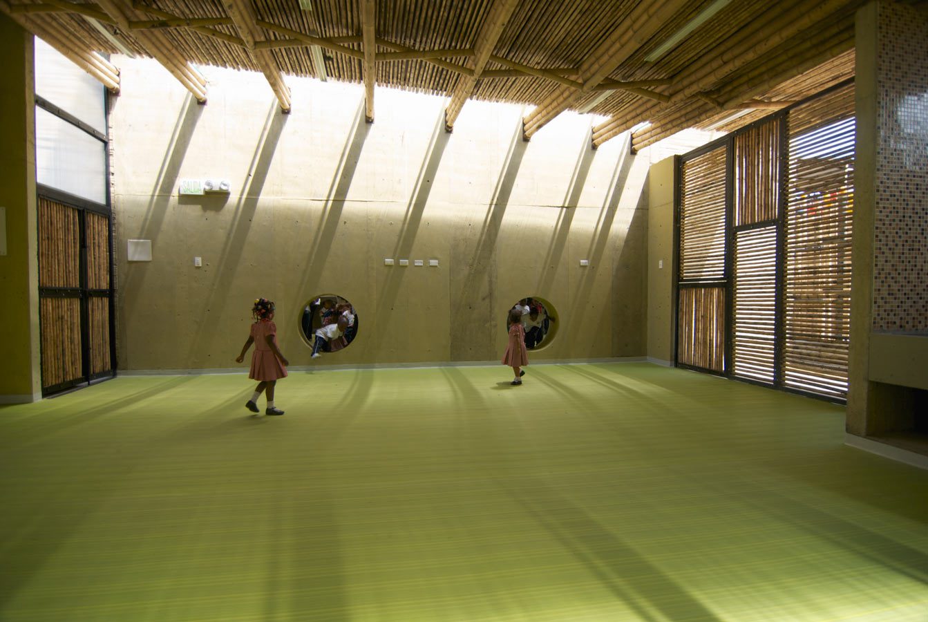La construcción de este colegio sostenible en cauca salvó la comunidad La construcción de este colegio sostenible en cauca salvó la comunidad
