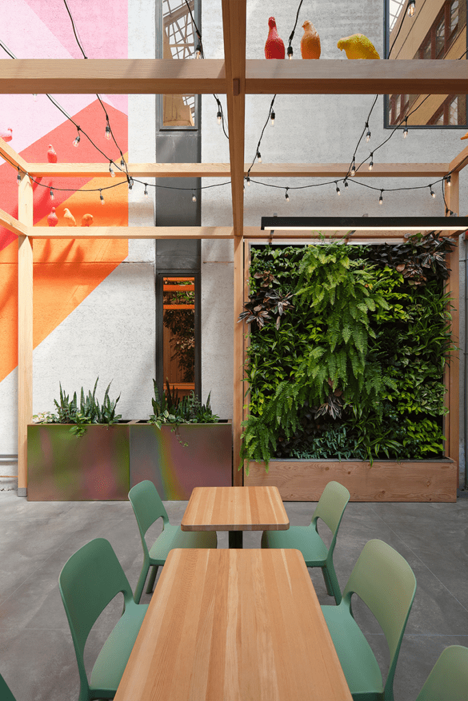 Este jardín es una joya única en el corazón de una universidad en canadá