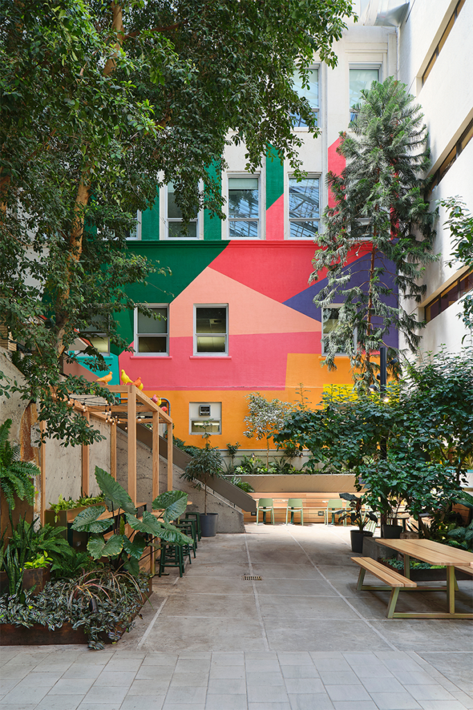 Este jardín es una joya única en el corazón de una universidad en canadá