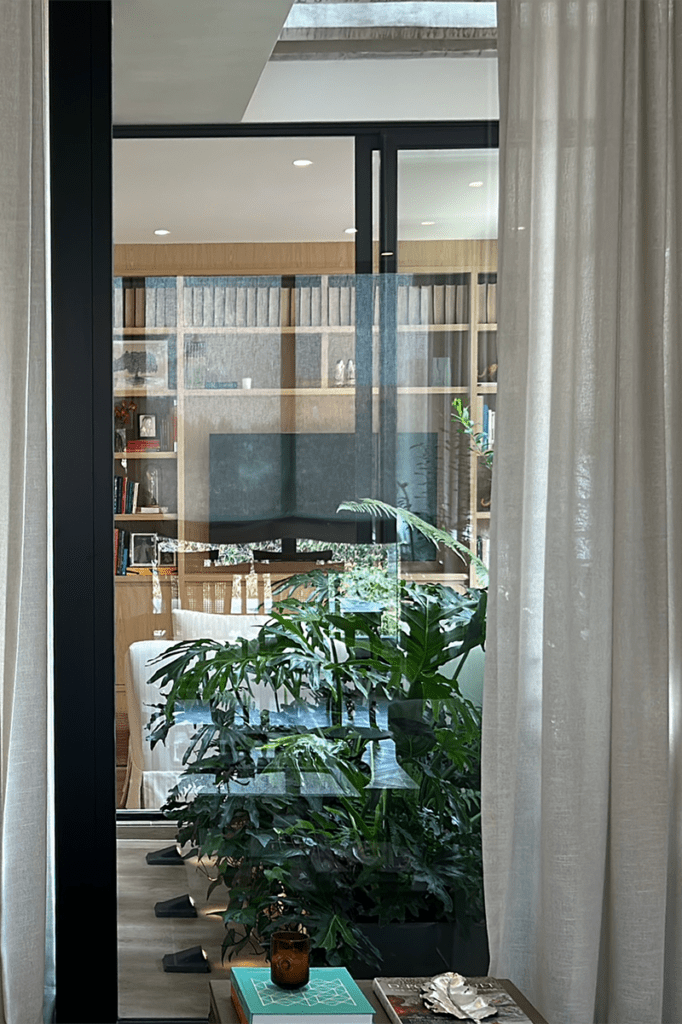 Diseño #uncaféconaxxis martín mendoza