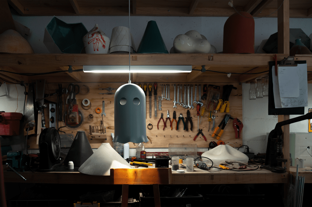 Narrar historias con la cerámica: la propuesta del estudio la bestial en medellín