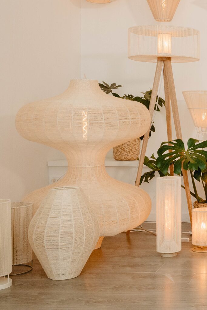 La tradición indígena se mezcla con el diseño contemporáneo de estas lámparas