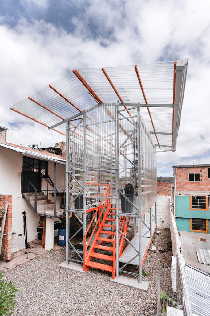 Arquitectura sostenible: un cultivo vertical para la comunidad de san luis, en bogotá