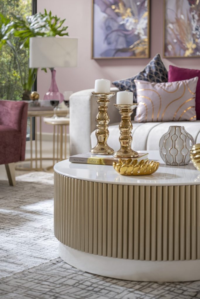 Deluxe, unos muebles que combinan bien con cada parte del hogar si de lujo y comodidad se trata