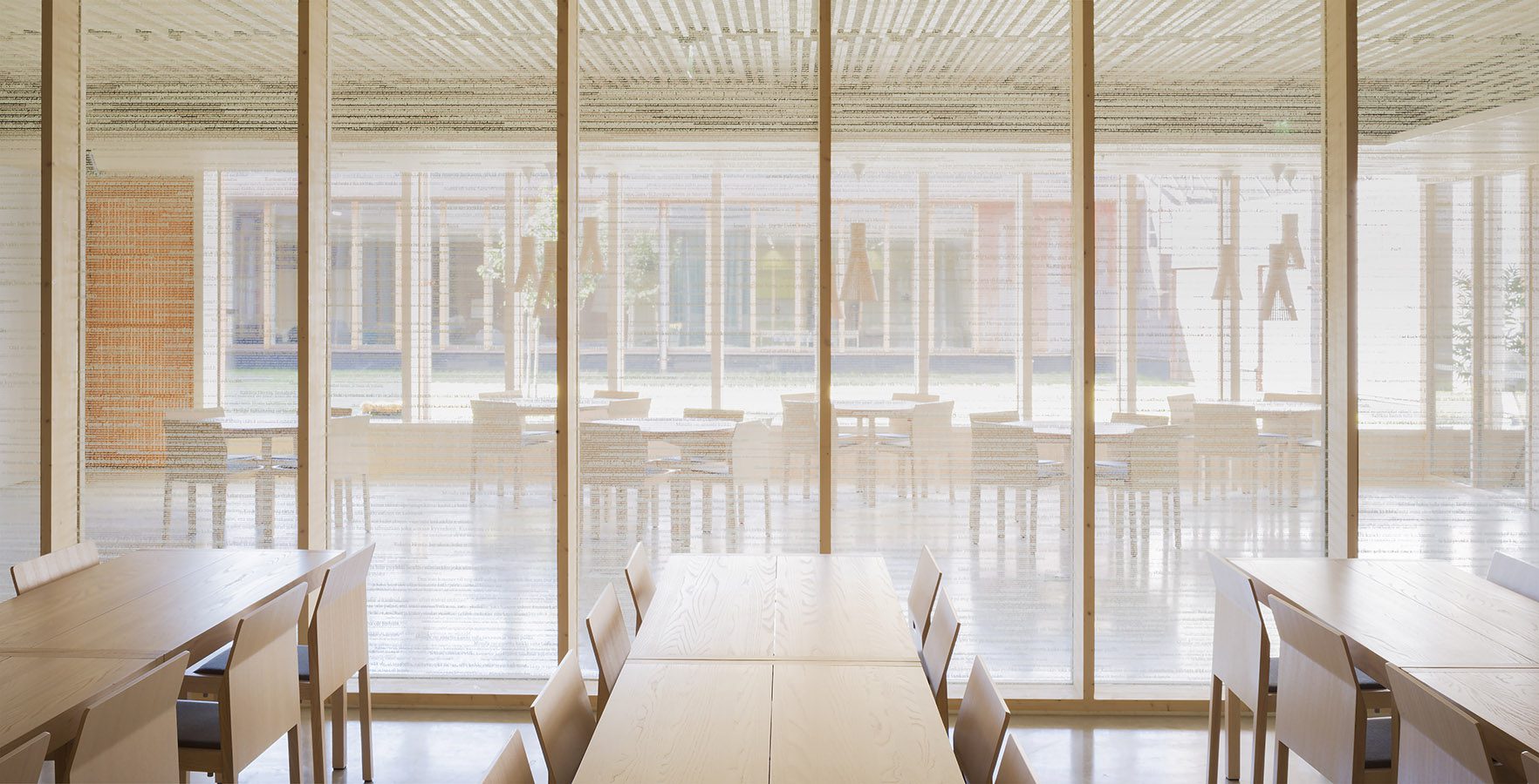 Concreto, metal y madera destacan una arquitectura flexible y funcional Nørreport station by cobe architects