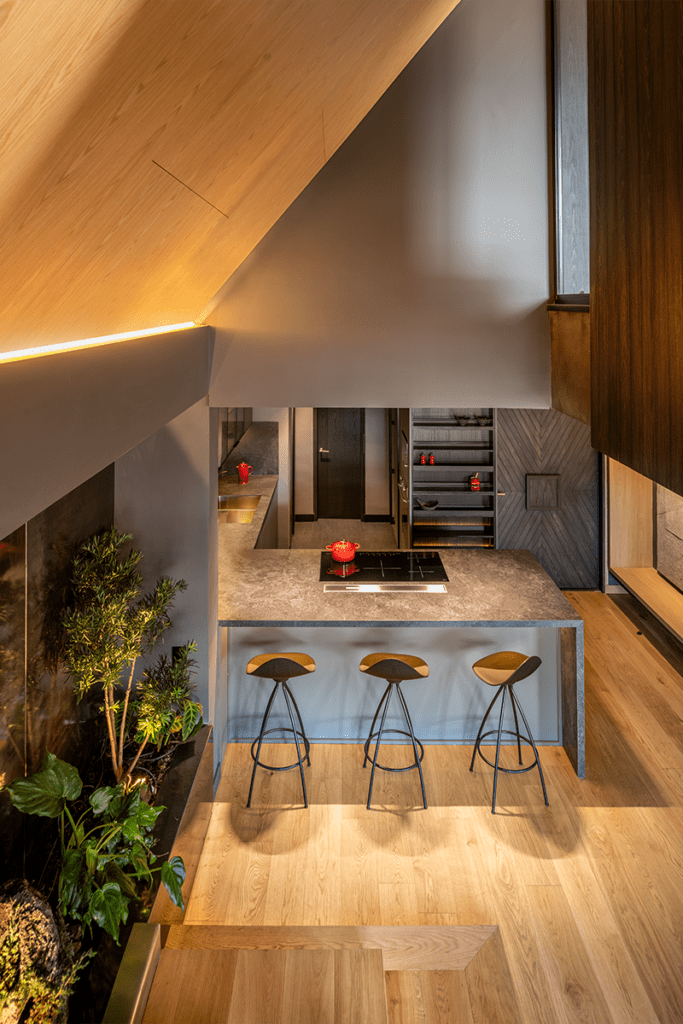 Tras su renovación, este ‘penthouse’ en bogotá se convirtió en un lugar inesperado 