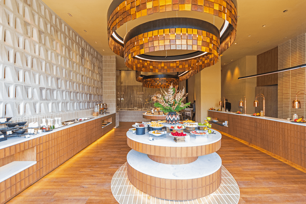 El diseño de este restaurante en pereira está inspirado en la cultura colombiana