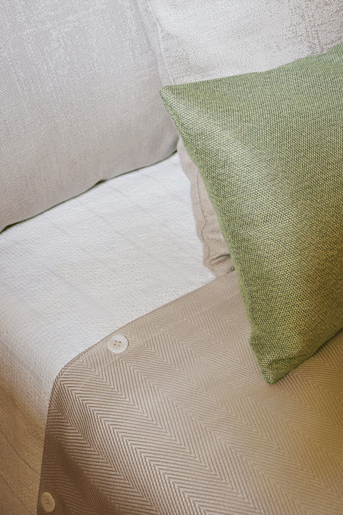 Textiles y tapetes: el toque esencial para un hogar en tendencia Textiles y tapetes: el toque esencial para un hogar en tendencia