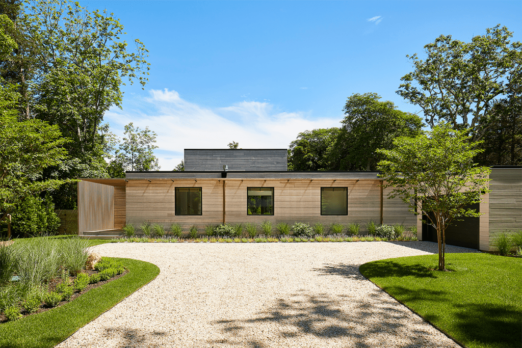 Estética y práctica: así es esta casa prefabricada en nueva york