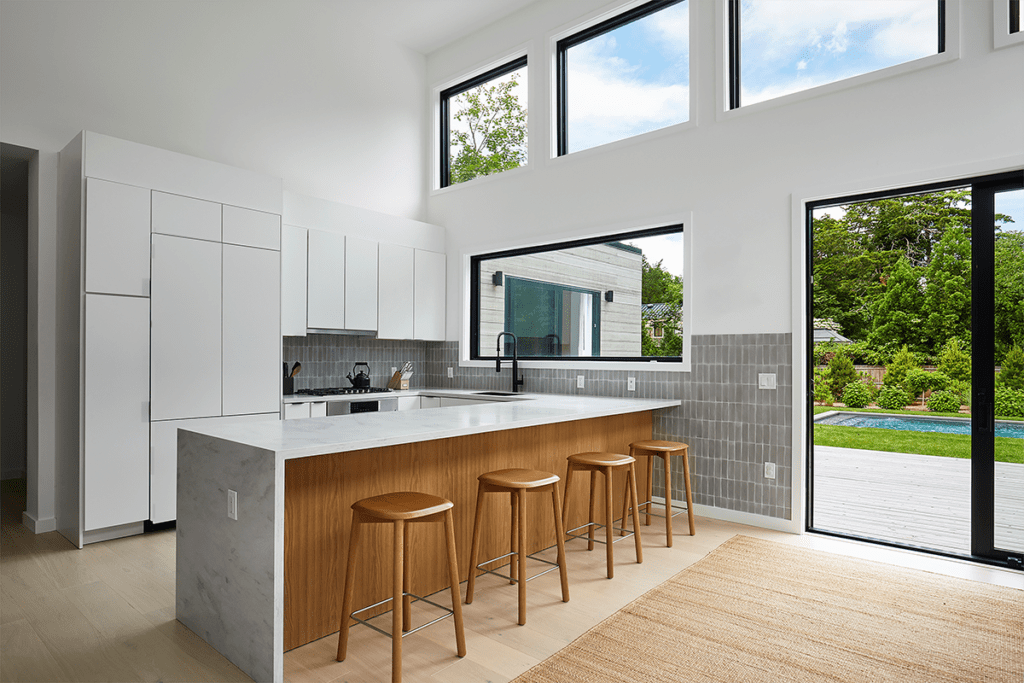 Estética y práctica: así es esta casa prefabricada en nueva york