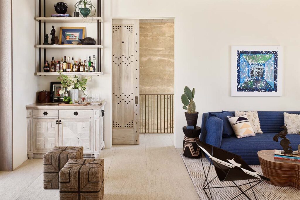 El diseño de esta vivienda reinterpreta el concepto de las casas de patio mexicanas