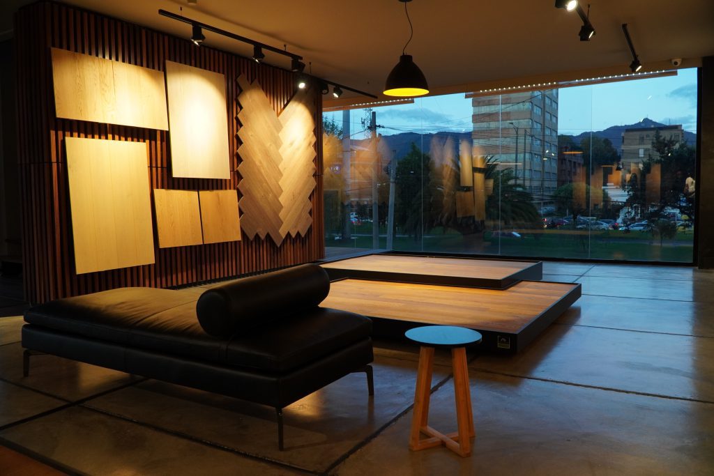 La madera tiene el poder de transformar y embellecer cada espacio colombiano