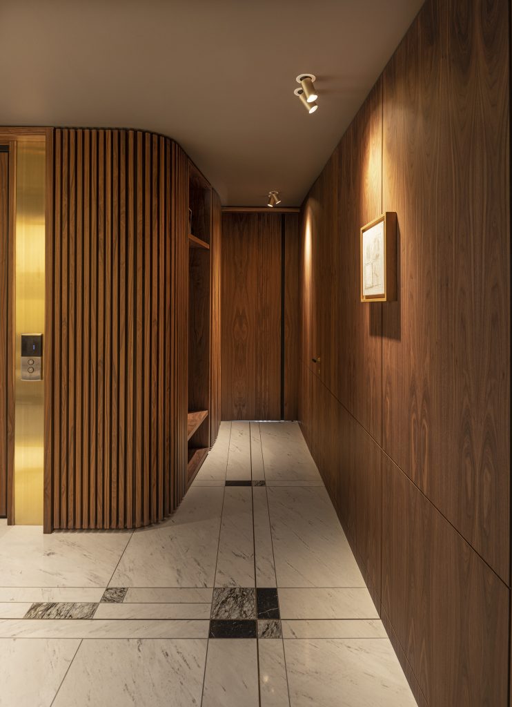 Un hogar en calma rodeado por los parques naturales de los cerros orientales de bogotá