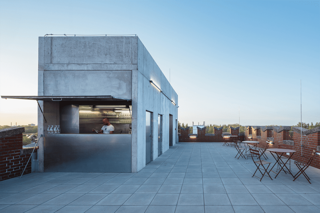 El molino cuya renovación lo convirtió en un edificio para el encuentro social