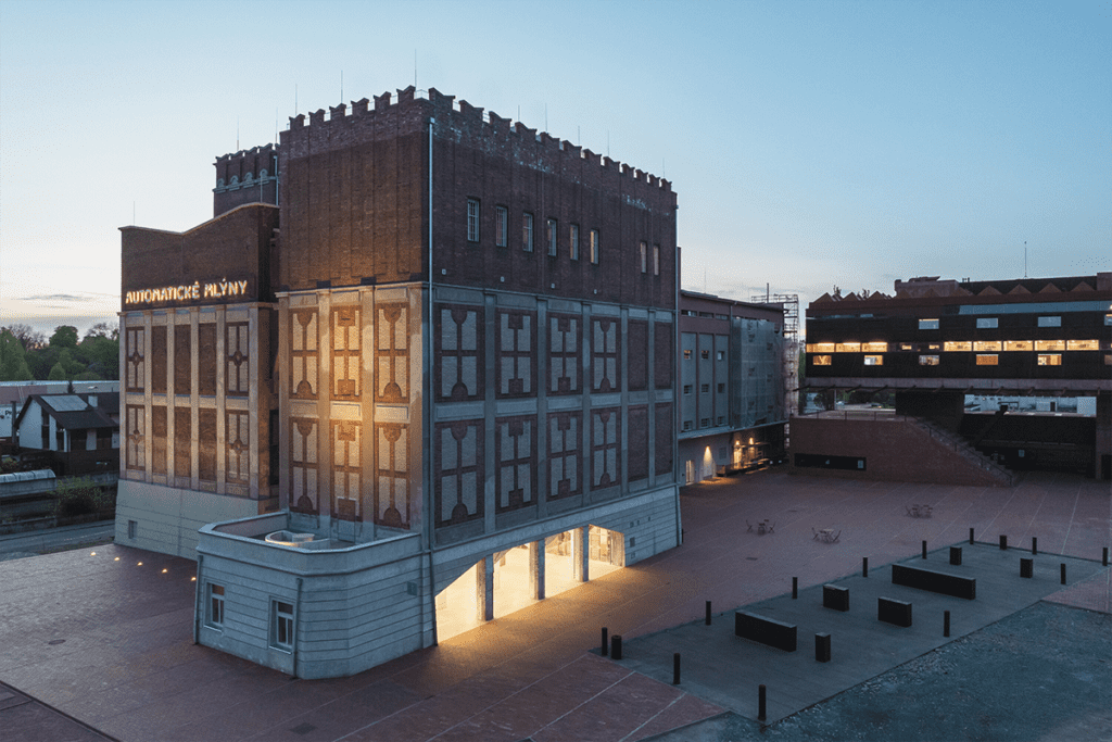 El molino cuya renovación lo convirtió en un edificio para el encuentro social