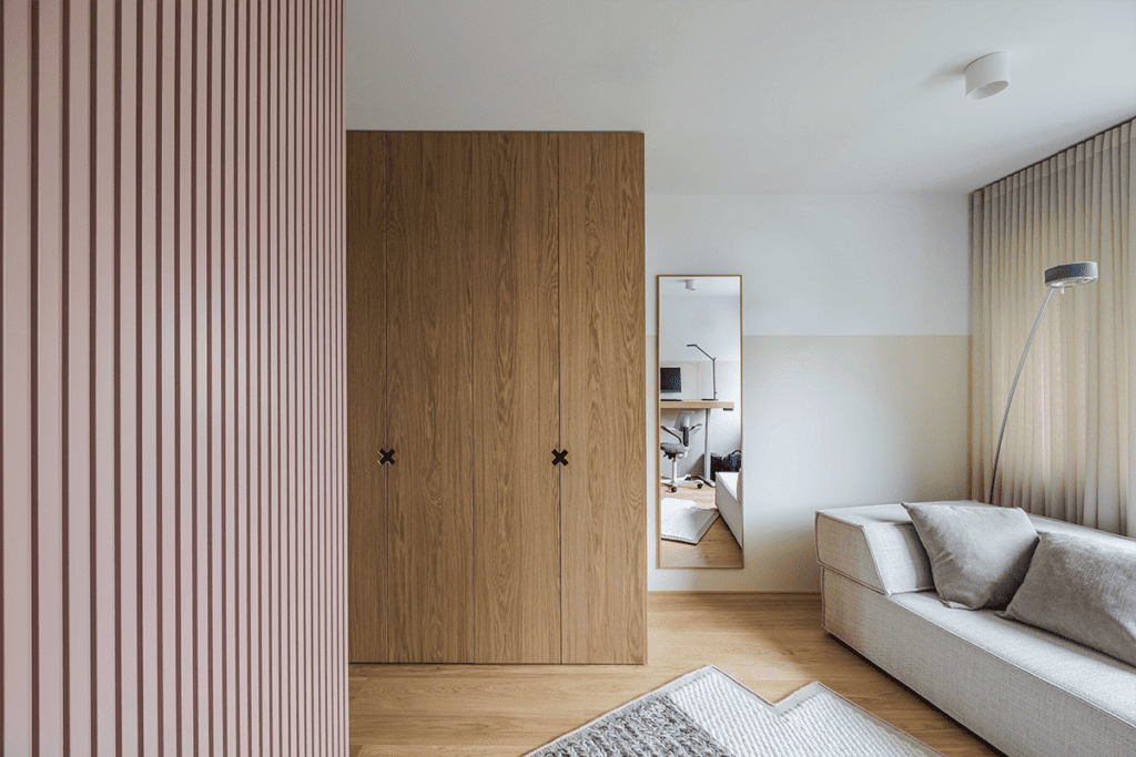 El diseño de este apartamento en suiza es un homenaje a la madera