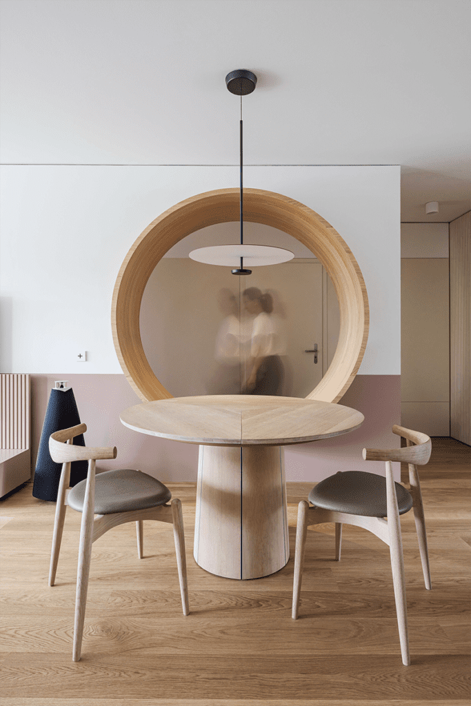 El diseño de este apartamento en suiza es un homenaje a la madera