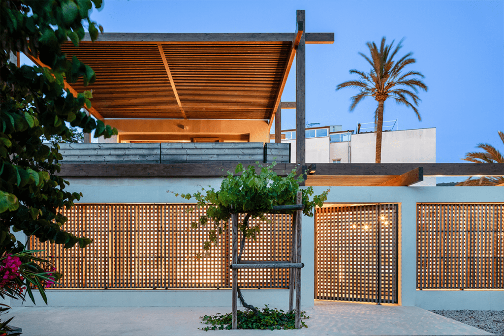 De granja a epicentro cultural: una casa renovada en el corazón de mallorca