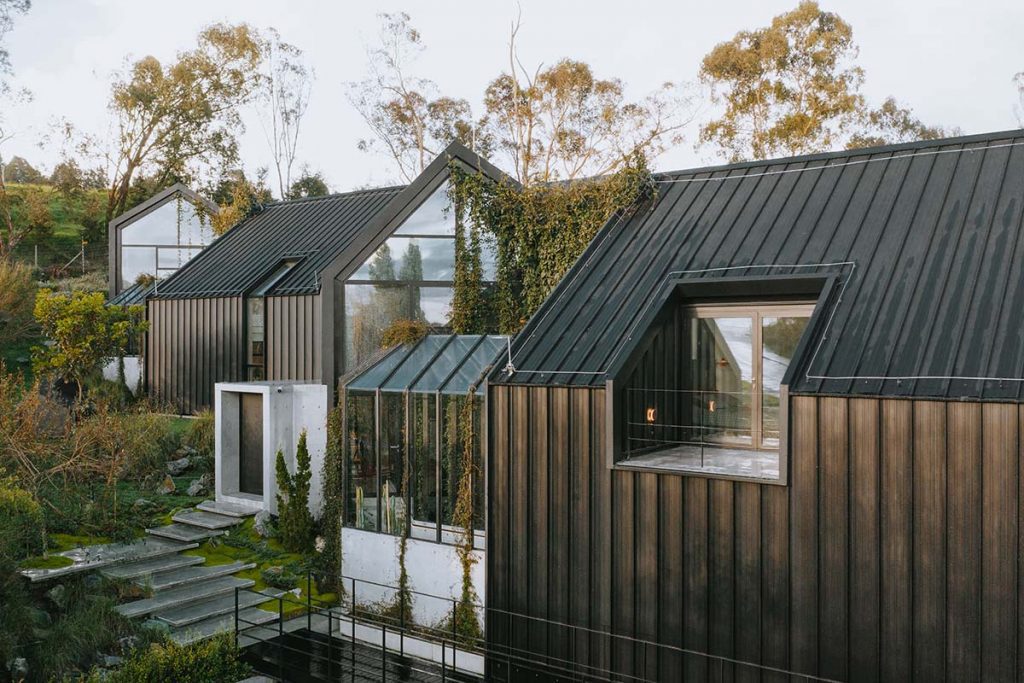 Cuatro casas en una y 460 metros cuadrados en este hermoso proyecto Fachada de las microcasas