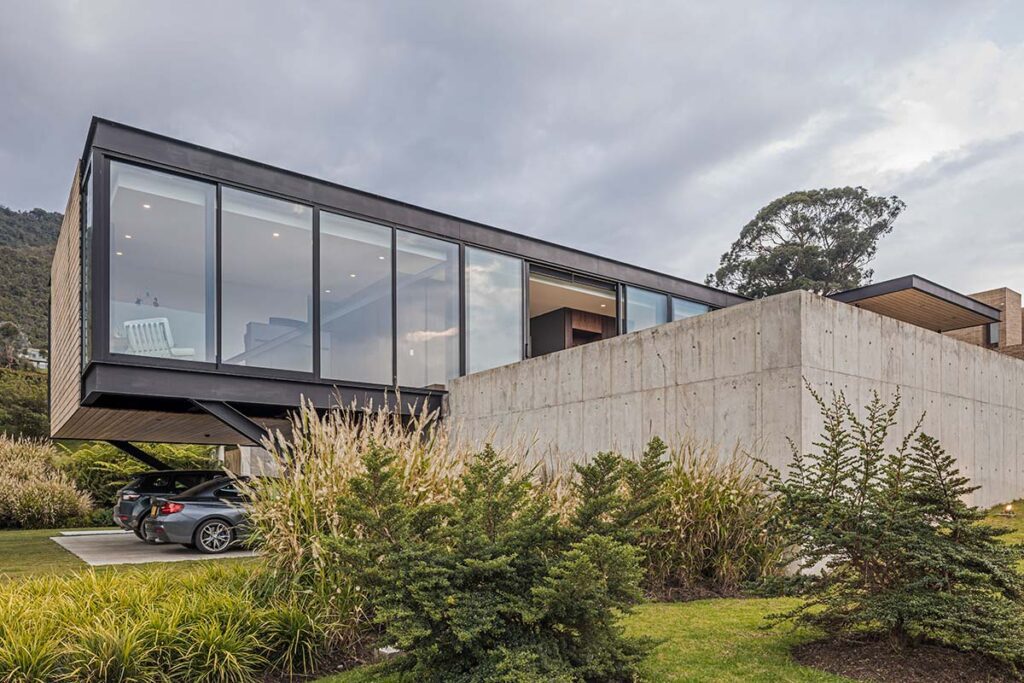 En esta casa en guasca, cundinamarca, el protagonista es el vidrio