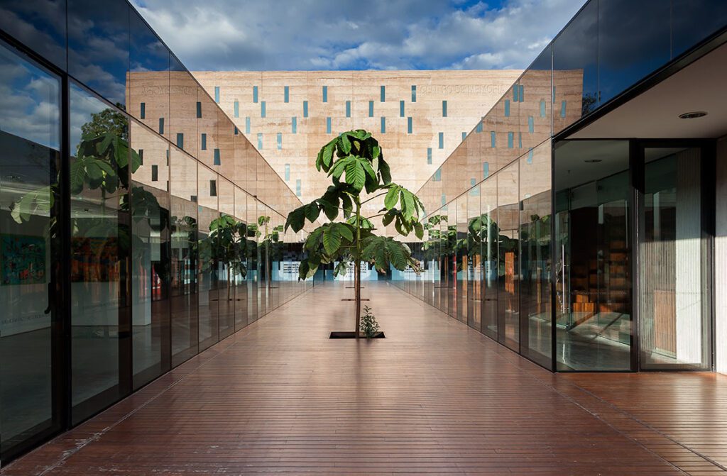 Dentro-de-la-memoria-1