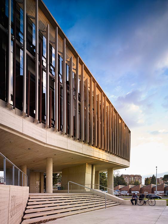 El campus de enfermería de la universidad nacional está diseñado por un egresado El campus de enfermería de la universidad nacional está diseñado por un egresado