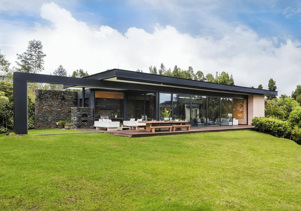 Las mansiones de los deportistas están en medellín