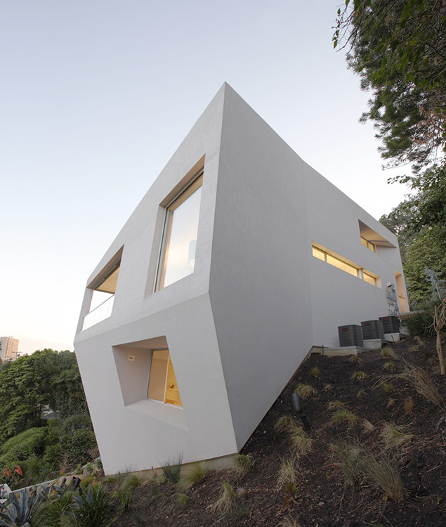 johnston-marklee-chicago-biennal-revista-axxis-6