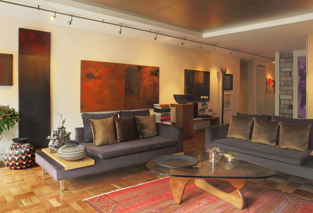 La remodelación de un apartamento de 1963 diseñado por rafael obregón