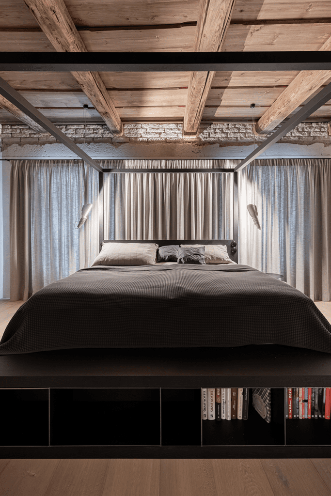 Una antigua caseta de vigilancia ahora es una casa cómoda y contemporánea